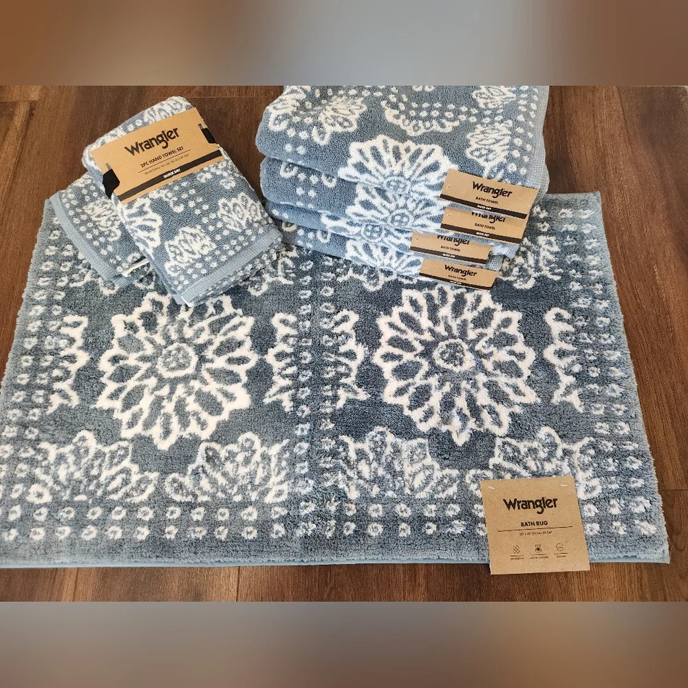 Wrangler Blue Bandana Bath Towel Set With Bath Rug